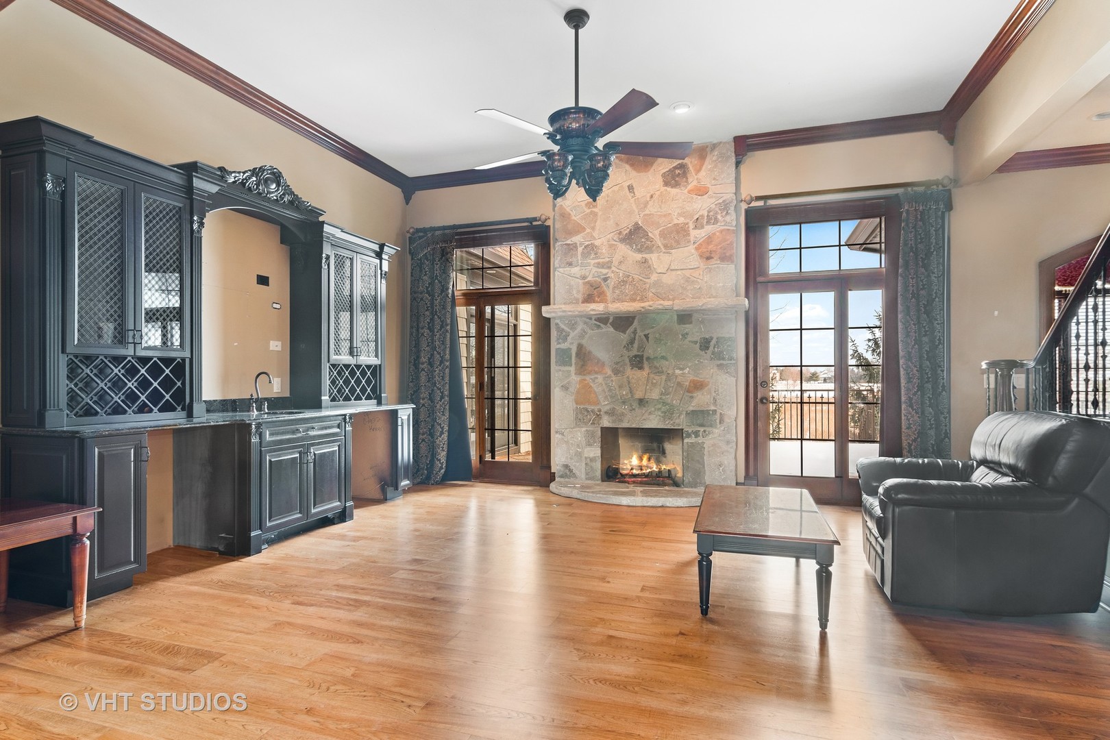 1815 Hunters Ridge Lane Sugar Grove, IL 60554 - Photo 3 of 32
