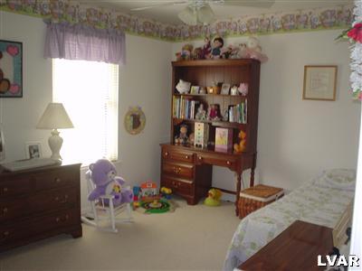 885 Briarstone Road Bethlehem, PA 18017 - Photo 10 of 10 Gallery Image 10