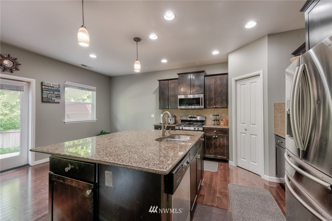 3317 177th Place Southeast Bothell, WA 98012 - Photo 7 of 25