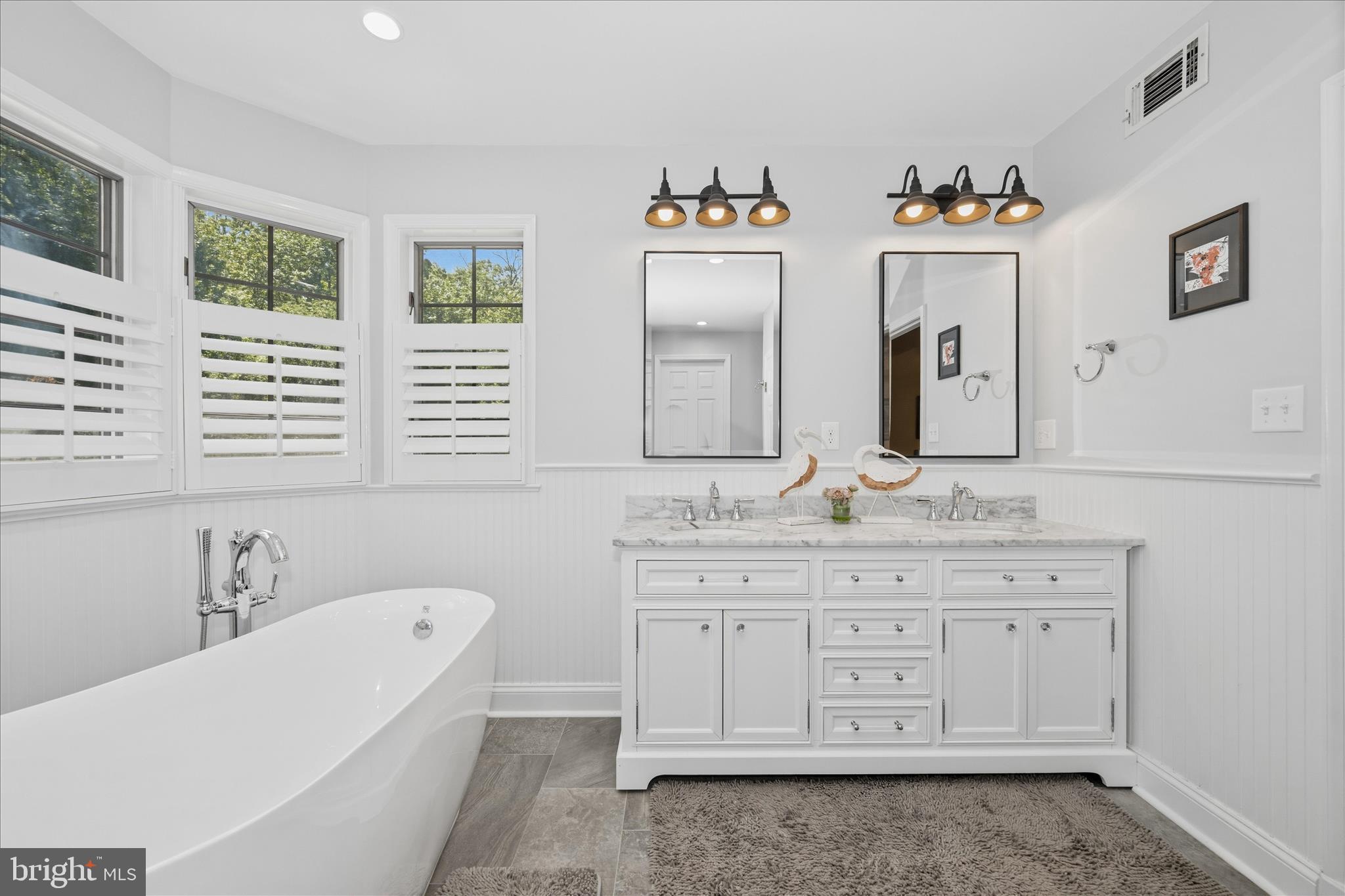 13457 Old Annapolis Road Mount Airy, MD 21771 - Photo 32 of 82 Primary Bathroom