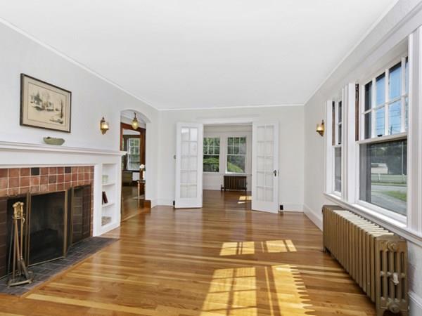 1 Governors Road Milton, MA 02186 - Photo 2 of 32
