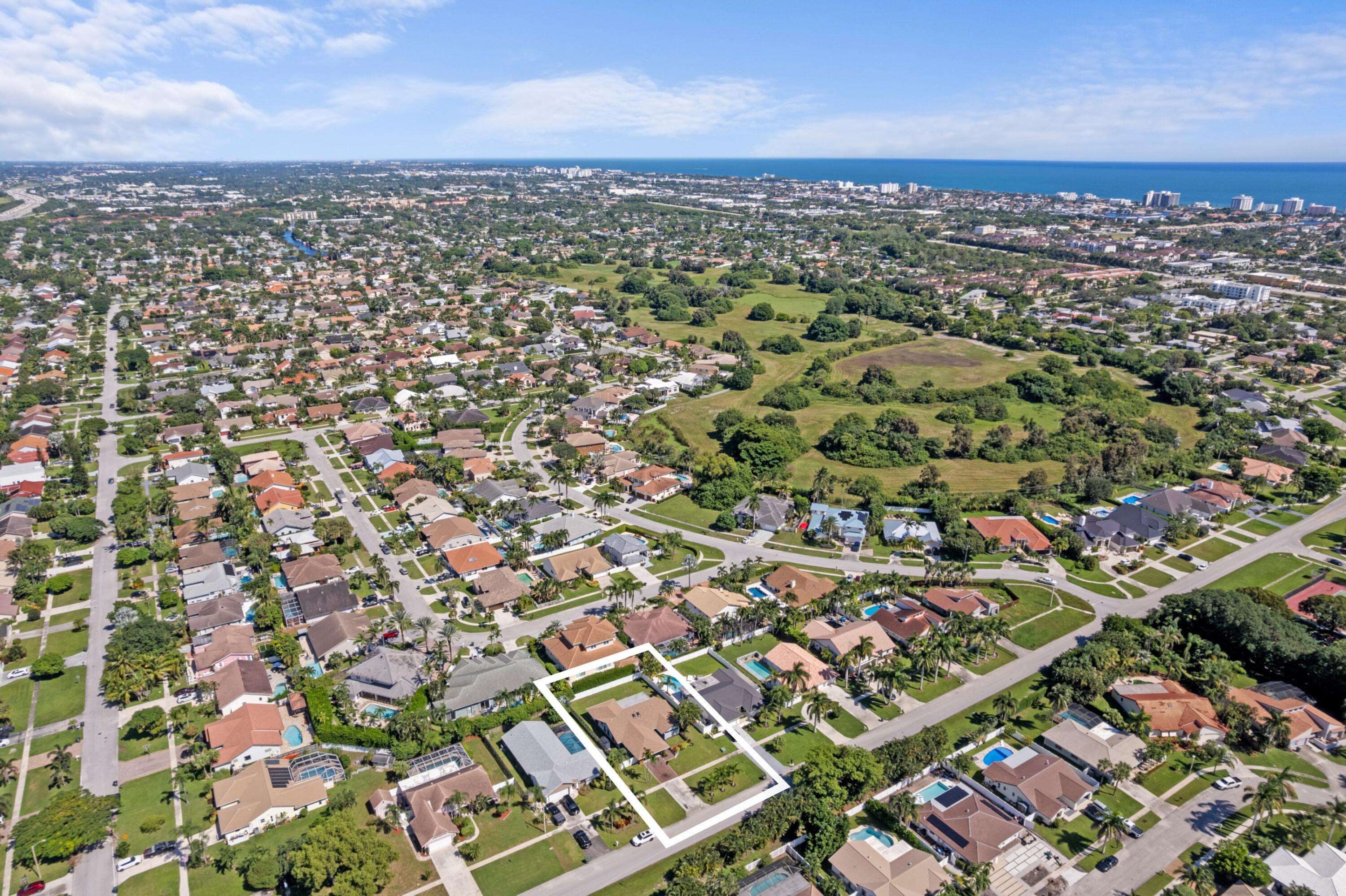 401 South Country Club Boulevard Boca Raton, FL 33487 - Photo 29 of 49 Aerial Neighborhood View