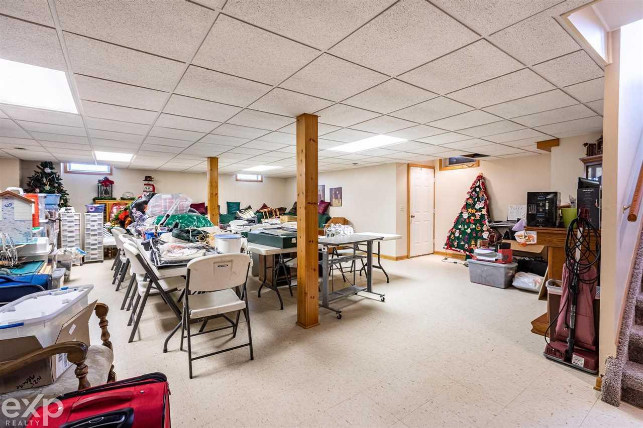1025 Berville Road Allenton, MI 48002 - Photo 27 of 35
