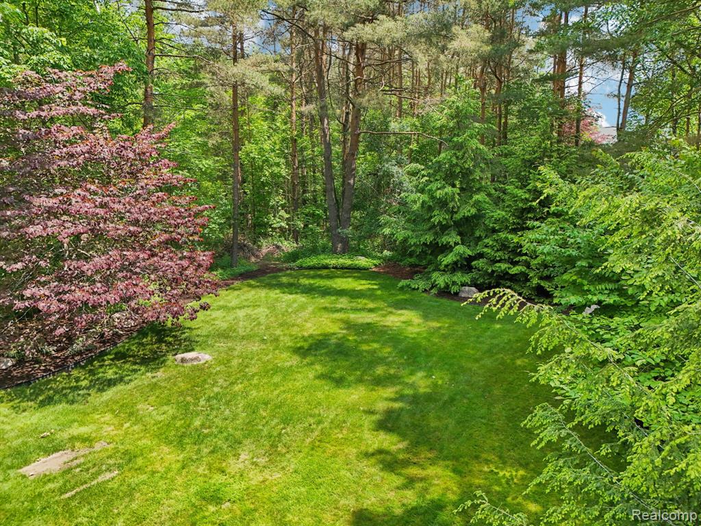 7680 Allen Road Clarkston, MI 48348 - Photo 10 of 44