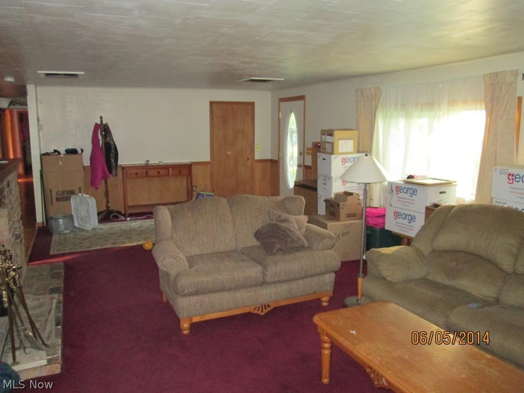 145 Carol Road Wellsburg, WV 26070 - Photo 3 of 6 Gallery Image 3