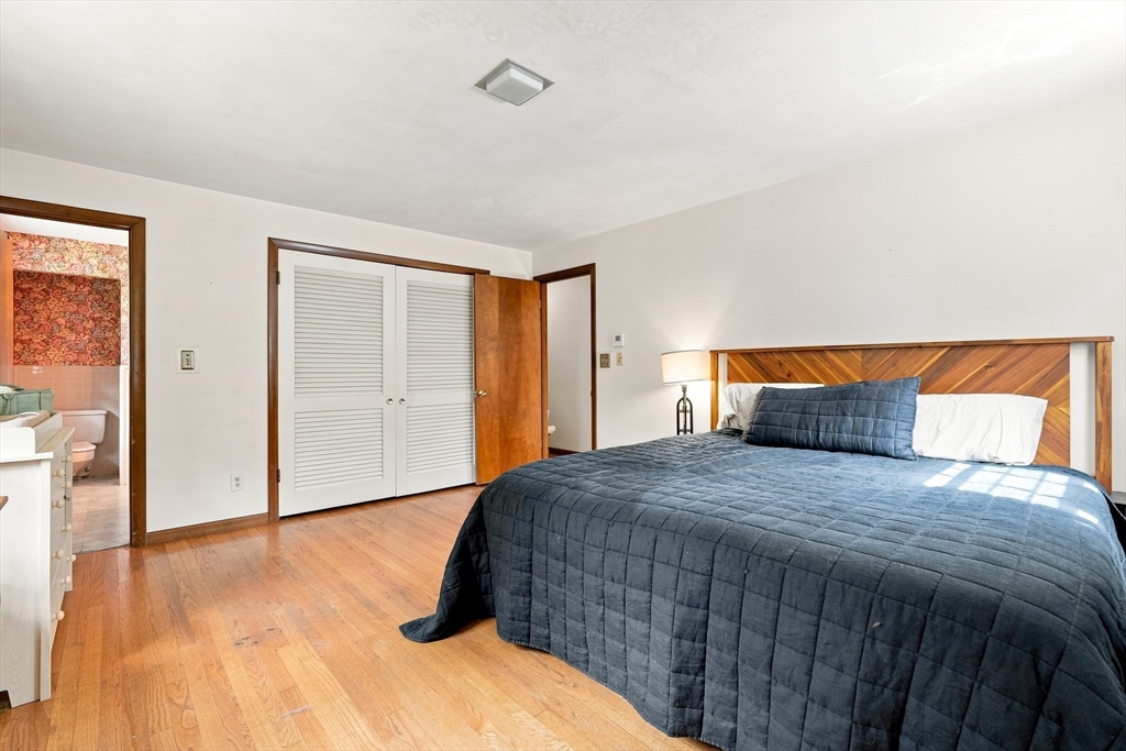261 Bay Road Hadley, MA 01035 - Photo 16 of 37 Gallery Image 16