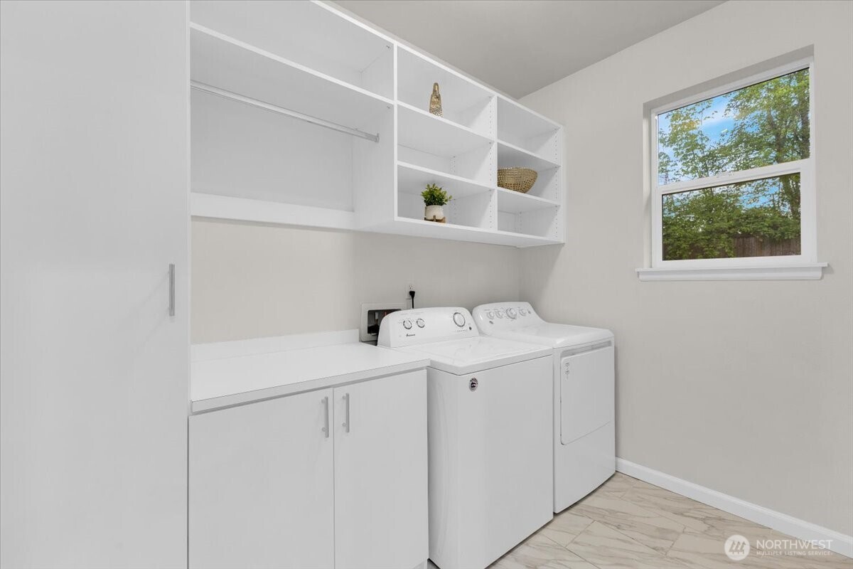 3532 202nd Pl S East Bothell, WA 98012 - Photo 29 of 39 a utility room with dryer and washer
