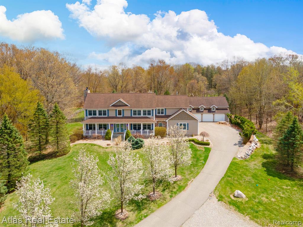 2716 Lake George Road Leonard, MI 48367 - Photo 1 of 98
