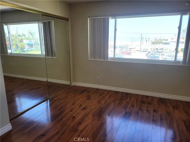 $3,500 | 1001 East Seal Way, Unit 2, Seal Beach, CA 90740