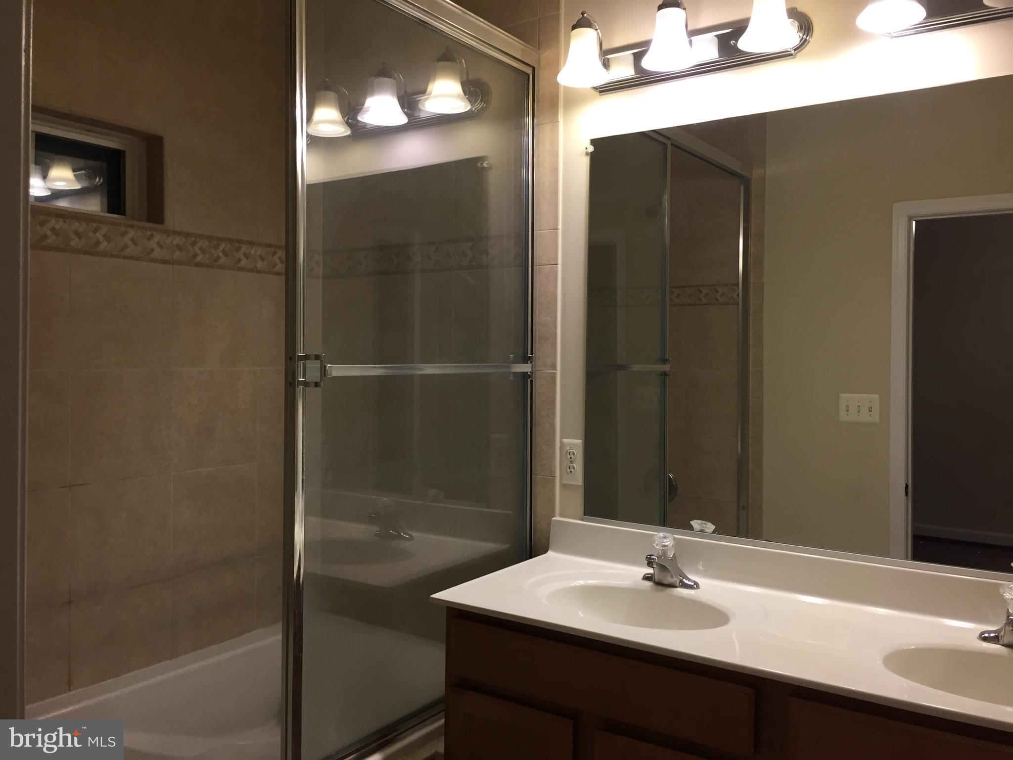 2202 Leesborough Drive Silver Spring, MD 20902 - Photo 13 of 31 Bath (Master)