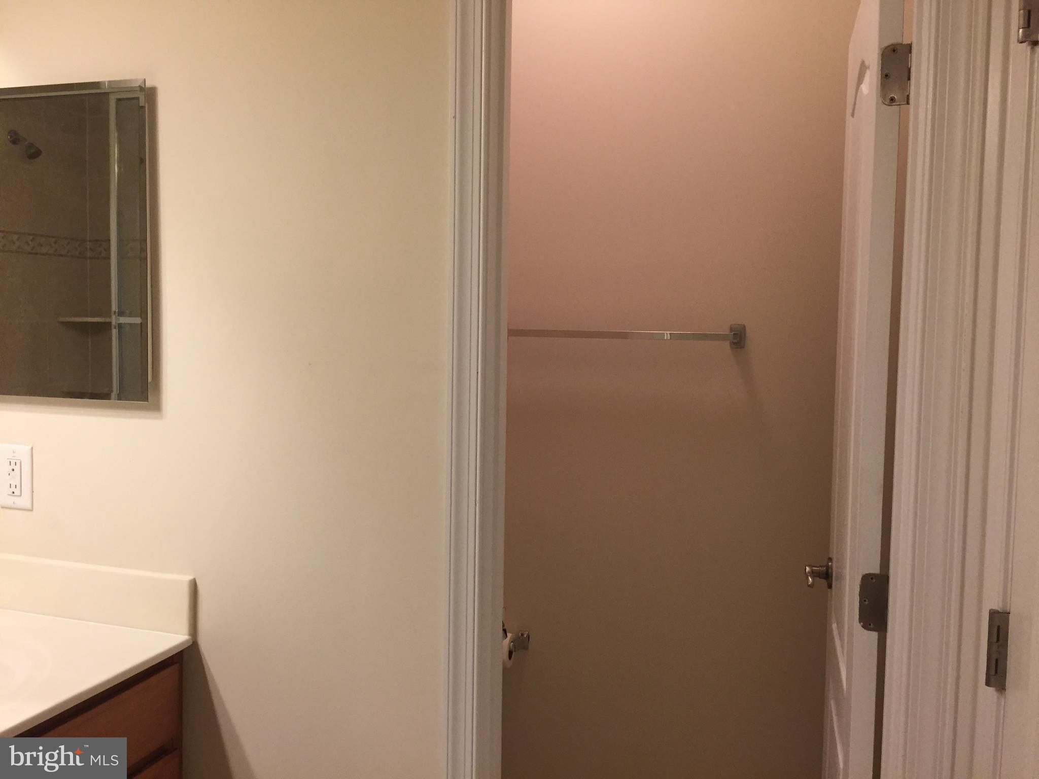 2202 Leesborough Drive Silver Spring, MD 20902 - Photo 22 of 31 Bath (Master)