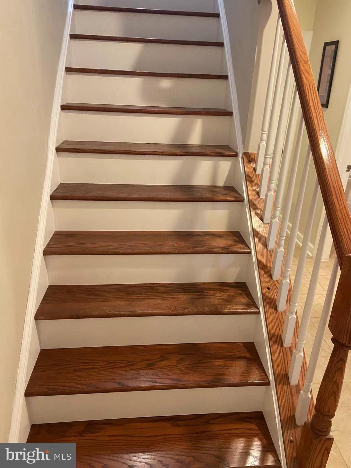 2202 Leesborough Drive Silver Spring, MD 20902 - Photo 24 of 31 Stair