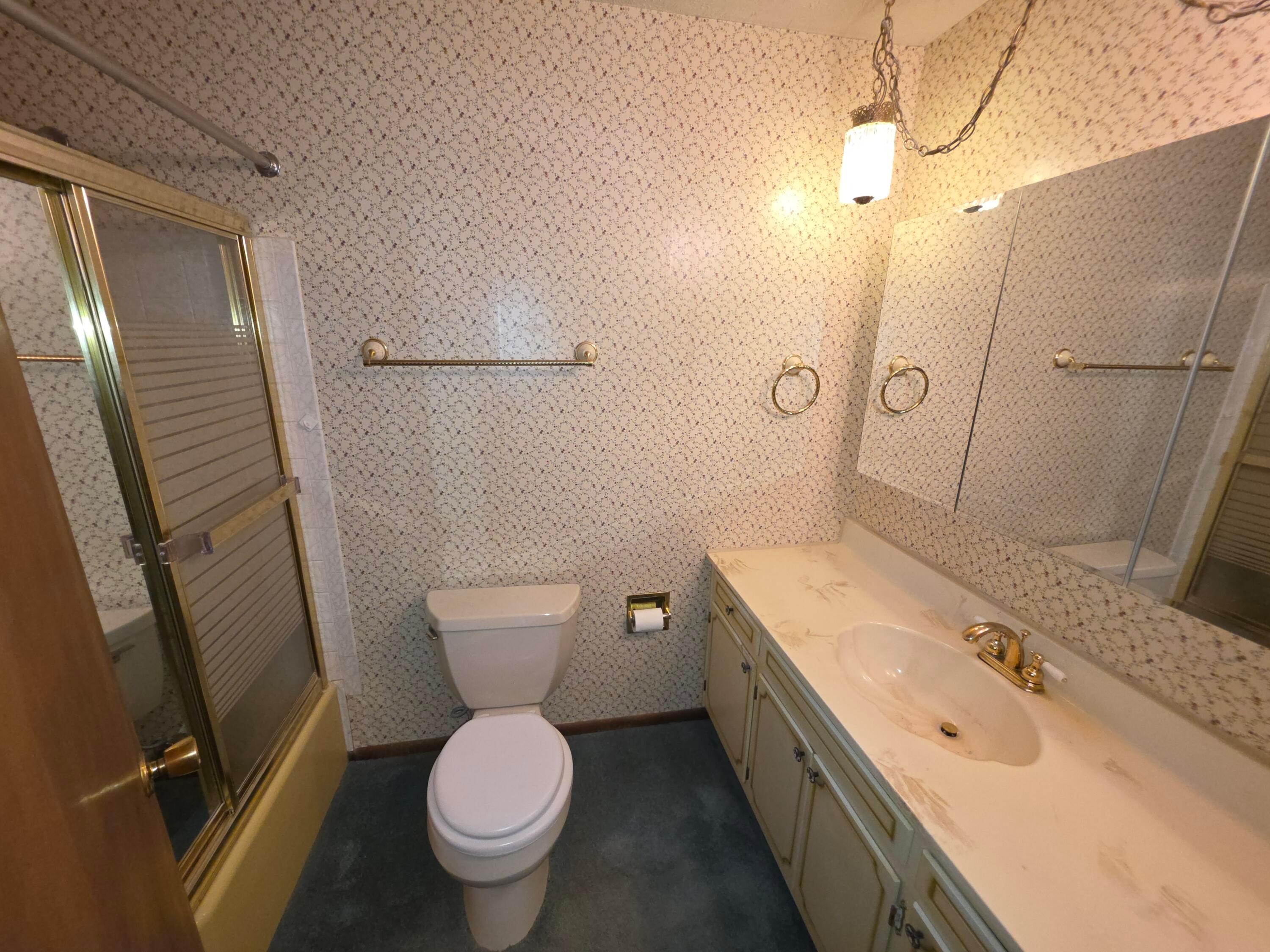 392 Twitchell Road Mansfield, OH 44903 - Photo 14 of 18 20260929_155533