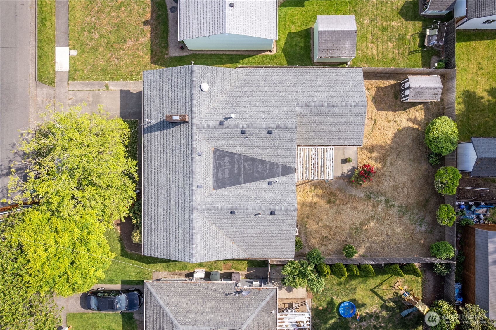 2017 28th Avenue Longview, WA 98632 - Photo 30 of 37 an aerial view of a house with a yard