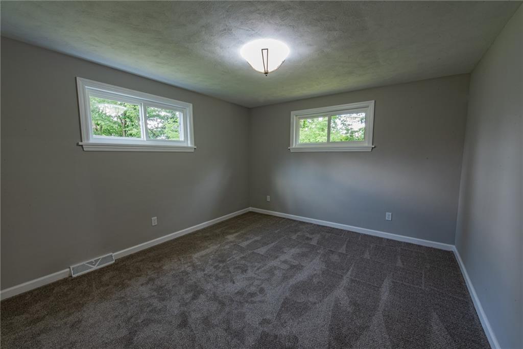 3685 North Balsiger Road Vandergrift, PA 15690 - Photo 18 of 24
