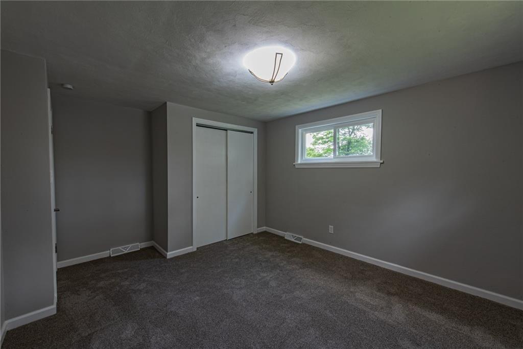 3685 North Balsiger Road Vandergrift, PA 15690 - Photo 19 of 24