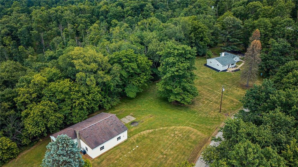3685 North Balsiger Road Vandergrift, PA 15690 - Photo 6 of 24