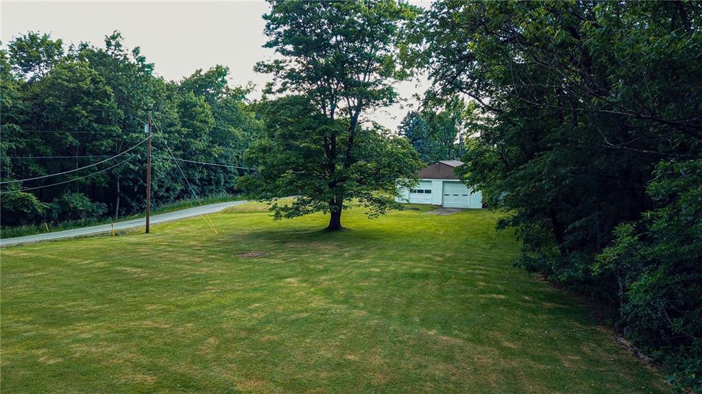 3685 North Balsiger Road Vandergrift, PA 15690 - Photo 7 of 24