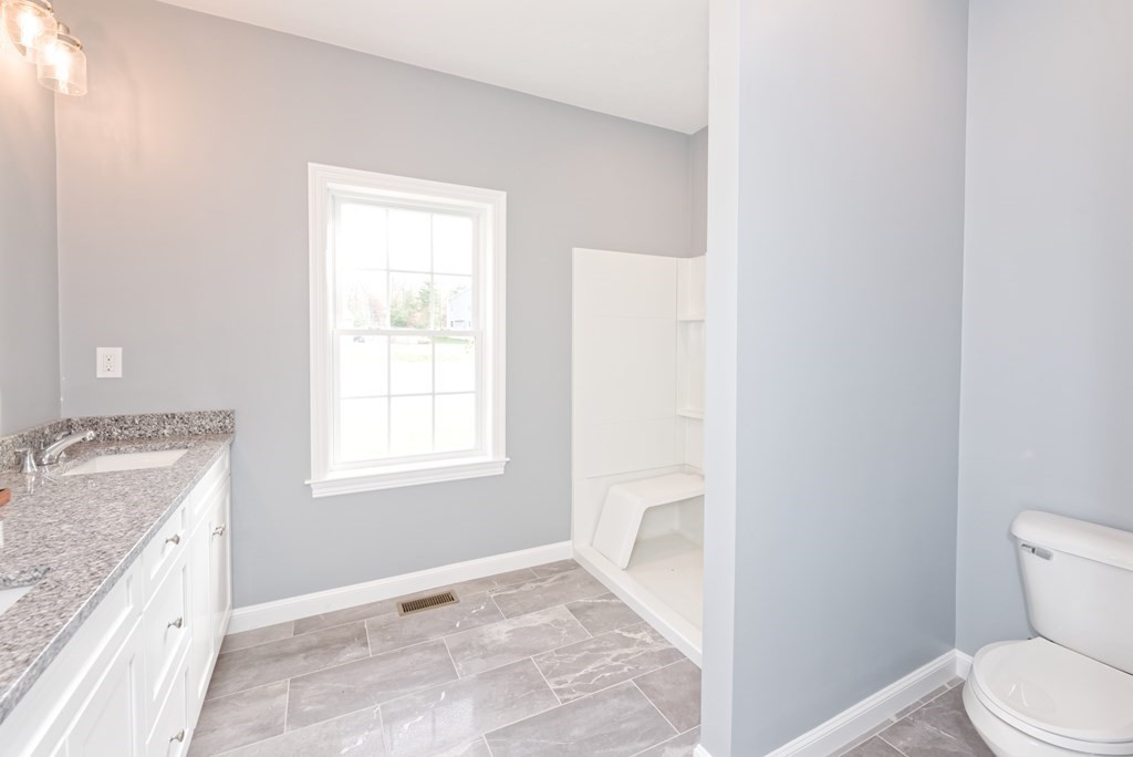 38 Tabor Road Uxbridge, MA 01569 - Photo 18 of 40 Gallery Image 18