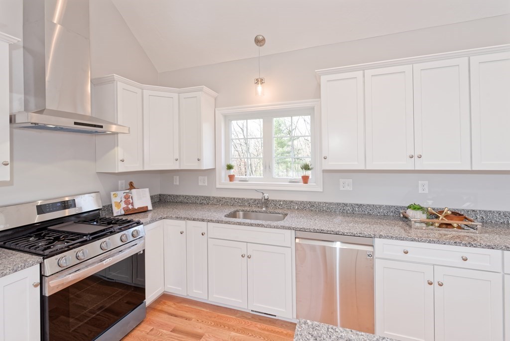 38 Tabor Road Uxbridge, MA 01569 - Photo 7 of 40 Gallery Image 7