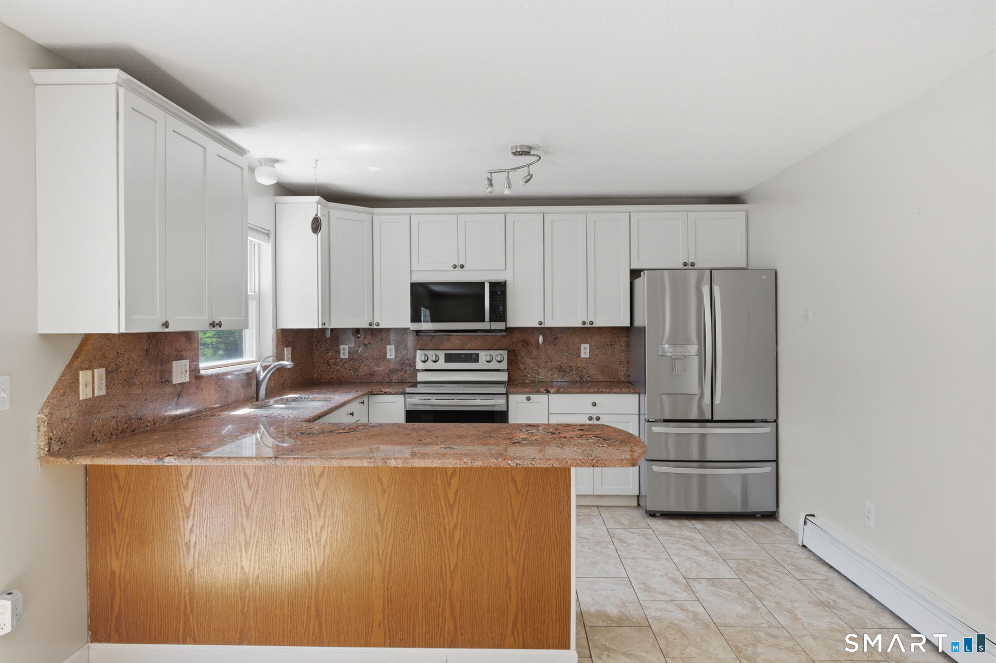 75 Burlington Road Farmington, CT 06085 - Photo 8 of 36