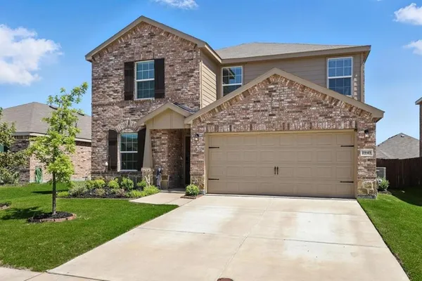 $295,000 | 1945 Huisache Street, Royse City, TX 75189