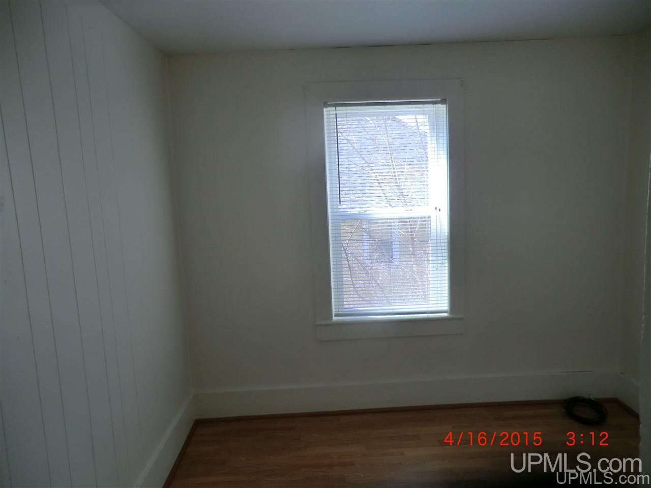 517 East Ridge Street Ishpeming, MI 49849 - Photo 3 of 21 Gallery Image 3
