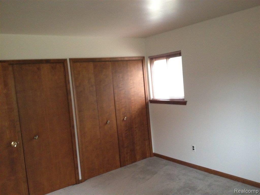 21645 Merriman Road New Boston, MI 48164 - Photo 14 of 16 Merriman 021.JPG