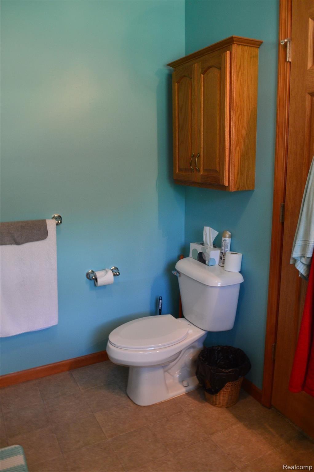 1533 Boy Scout Road Caro, MI 48723 - Photo 25 of 31 Master Bath 3.JPG