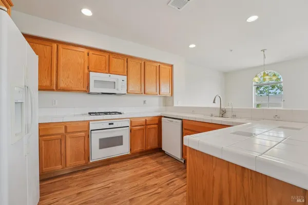 $495,000 | 43 Johnson Street, Windsor, CA 95492