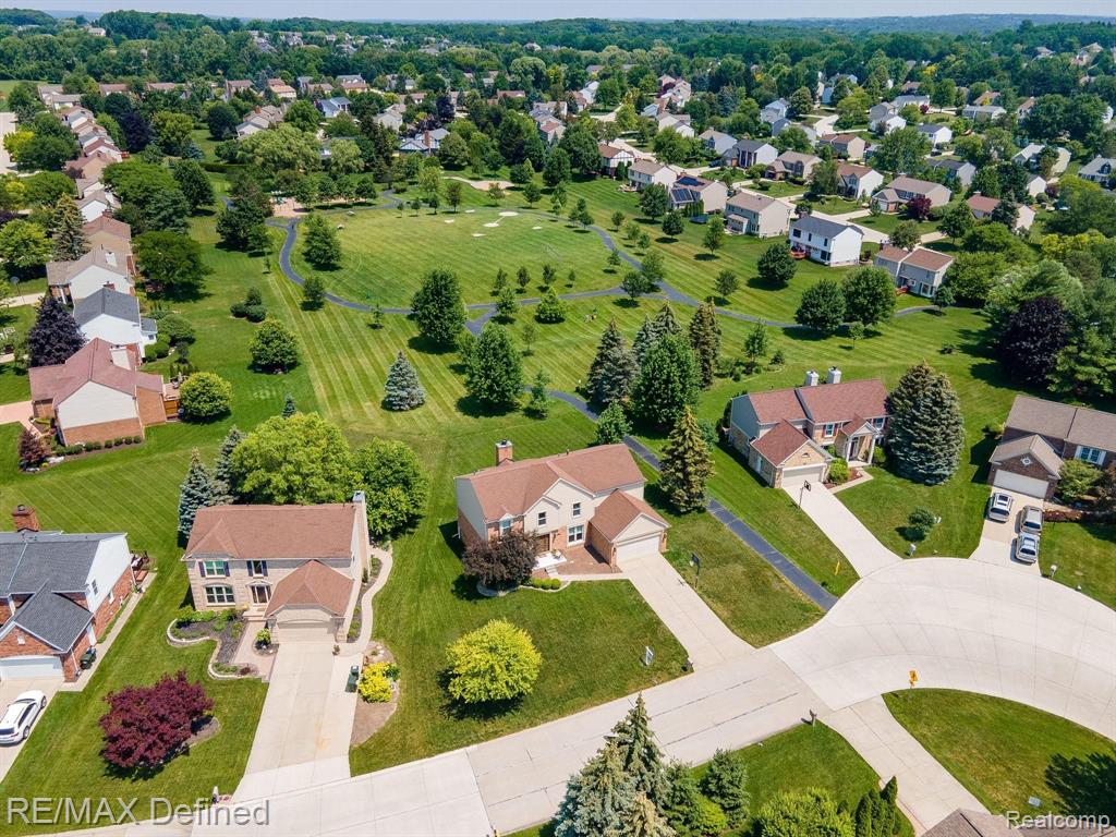 1644 Devonwood Drive Rochester Hills, MI 48306 - Photo 2 of 56