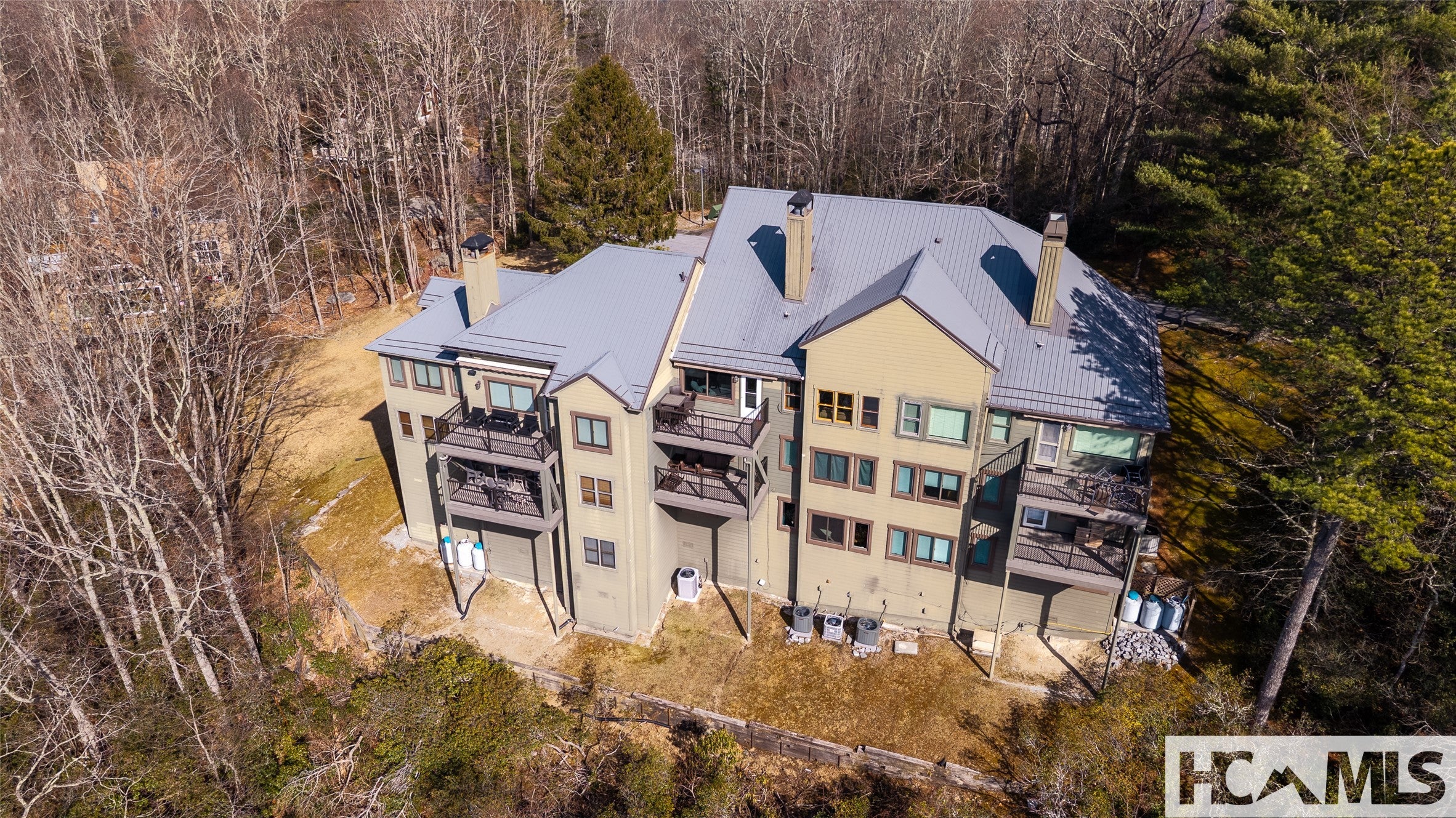 142 Eagle Ridge Road, Unit 2304 Sapphire, NC 28774 - Photo 32 of 44 Gallery Image 32