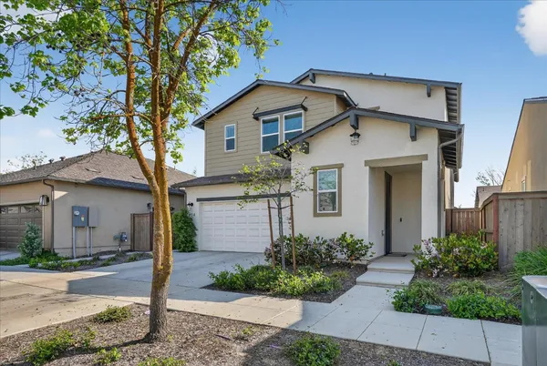 $465,000 | 824 Katelyn Avenue, Madera, CA 93636
