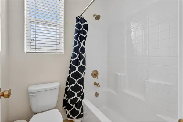 $465,000 | 824 Katelyn Avenue, Madera, CA 93636