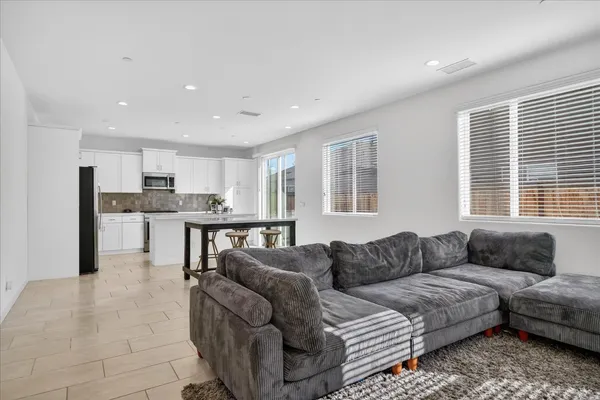 $465,000 | 824 Katelyn Avenue, Madera, CA 93636