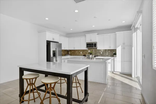 $465,000 | 824 Katelyn Avenue, Madera, CA 93636