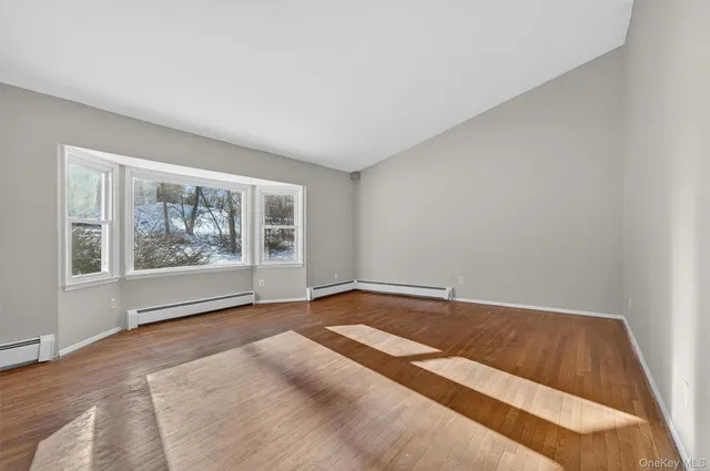 $634,900 | 32 Amy Todt Drive, Monroe, NY 10950