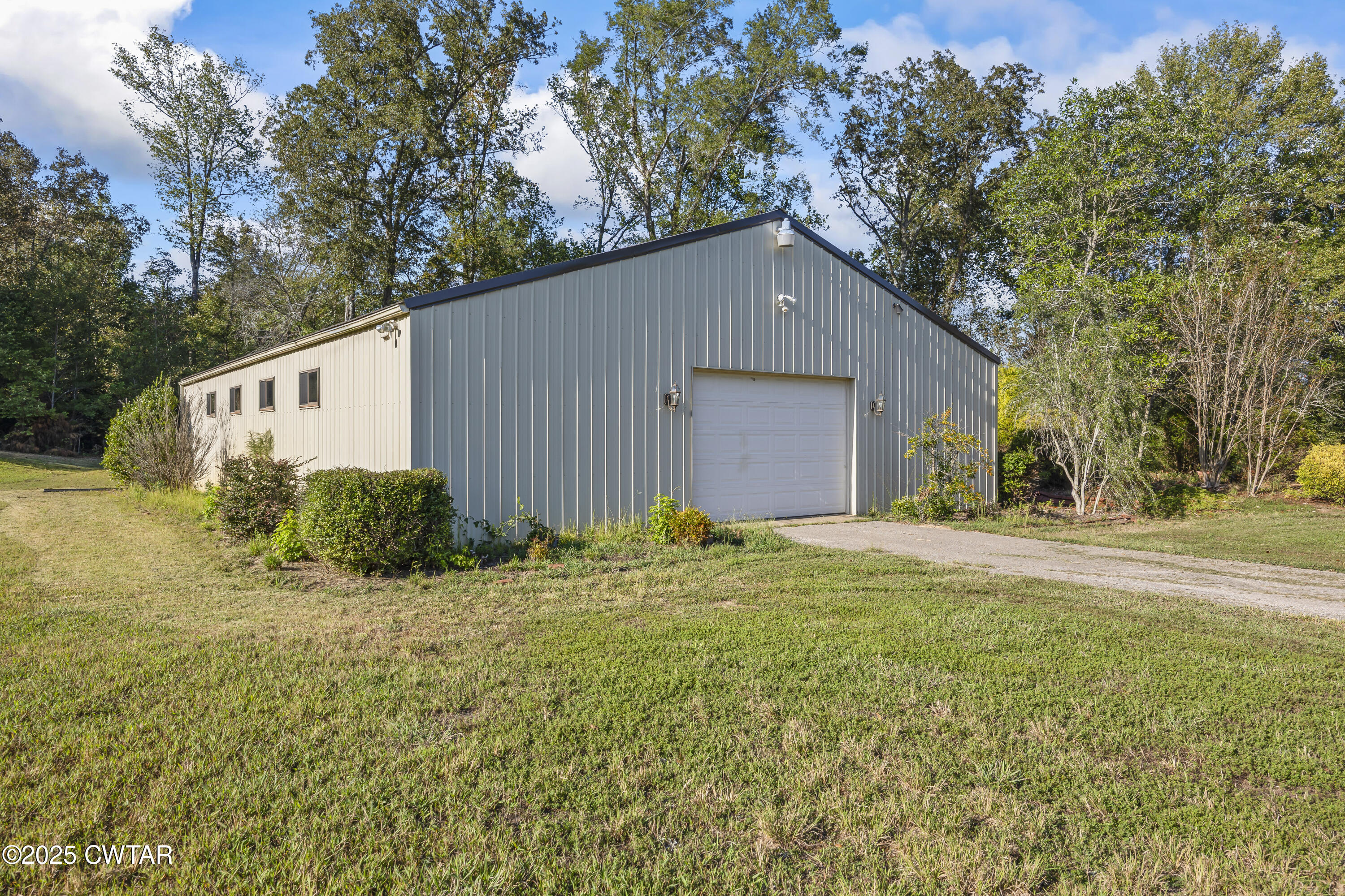 2755 Hornsby Loop Bolivar, TN 38008 - Photo 25 of 28 E02A9208