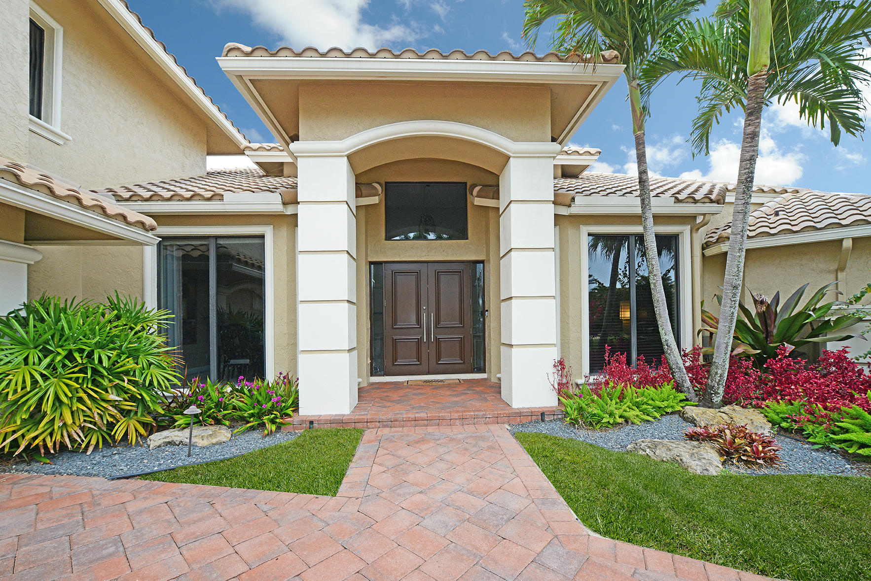 7243 Valencia Drive Boca Raton, FL 33433 - Photo 4 of 42 Front Entry