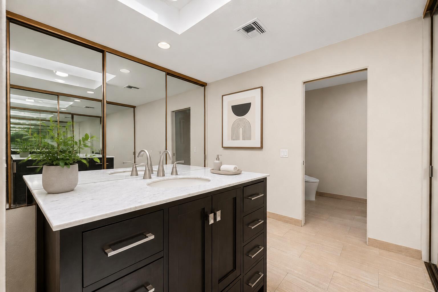 925 Inverness Drive Rancho Mirage, CA 92270 - Photo 26 of 70 Primary Bathroom