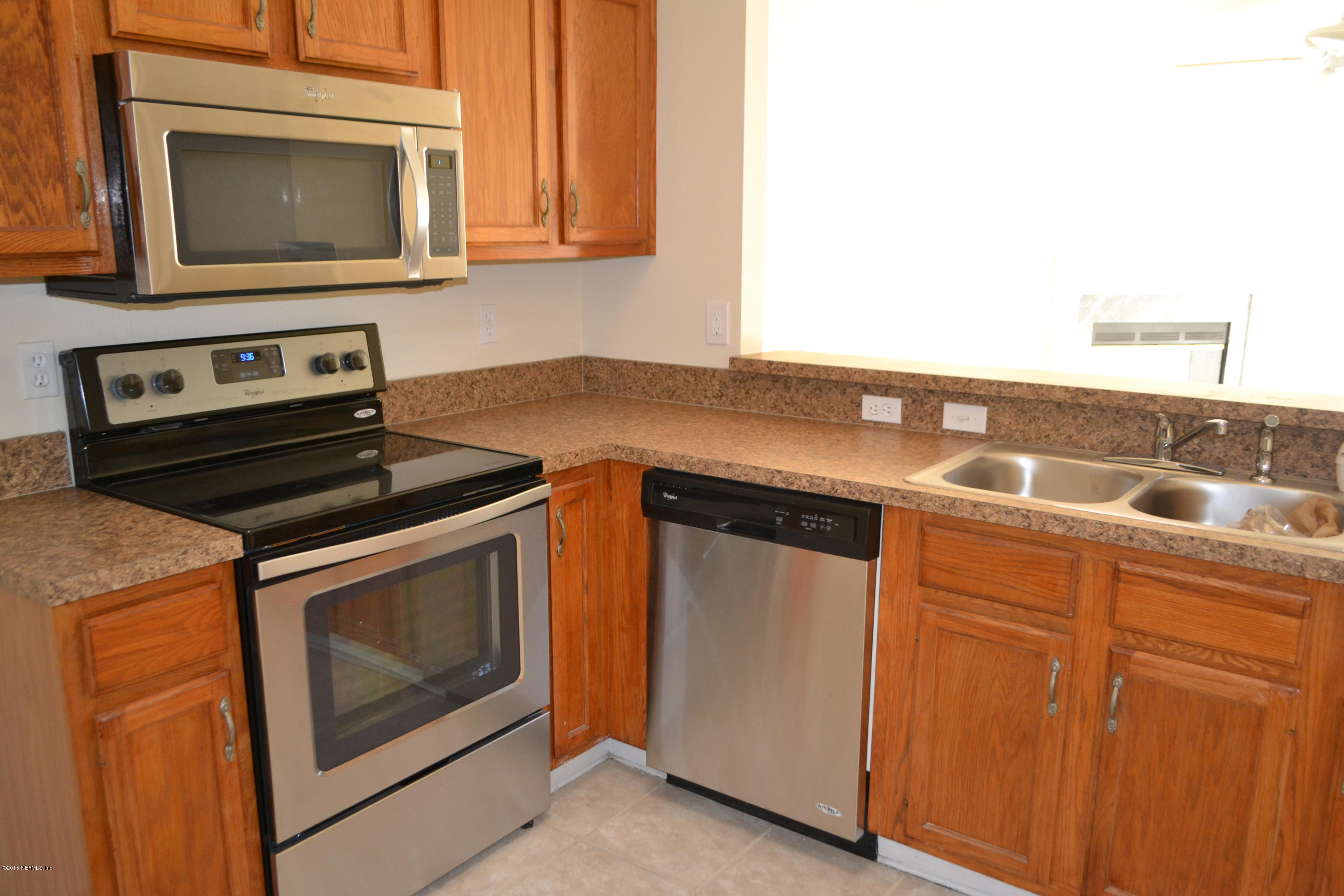 10136 Lone Star Road Jacksonville, FL 32225 - Photo 7 of 18 Kitchen