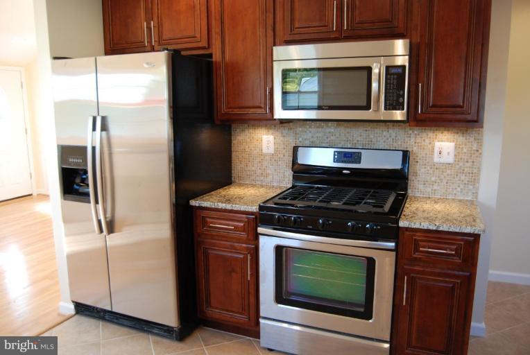 12813 Holdridge Road Silver Spring, MD 20906 - Photo 6 of 20 Kitchen #3