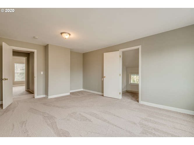 481 South Pine Street Canby, OR 97013 - Photo 14 of 17 a view of an empty room