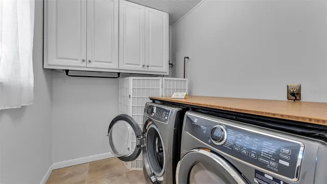 $375,000 | 516 Windsor Street, Lakeland, FL 33803