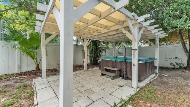 $375,000 | 516 Windsor Street, Lakeland, FL 33803