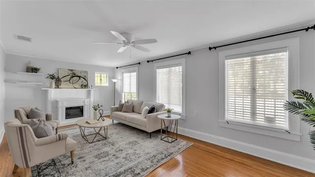 $375,000 | 516 Windsor Street, Lakeland, FL 33803