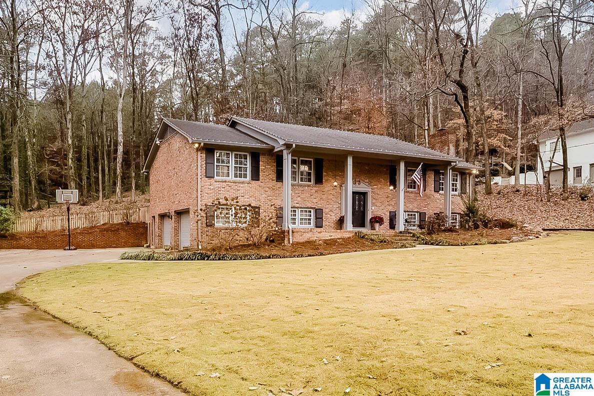 2610 April Drive Birmingham, AL 35243 - Photo 2 of 42