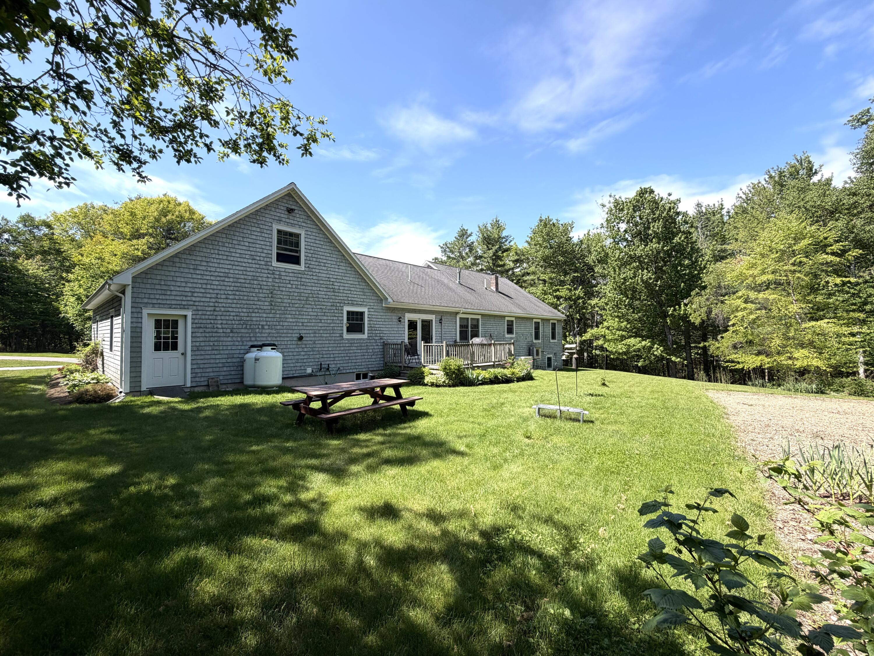 11 Mt View Drive Veazie, ME 04401 - Photo 4 of 32 4