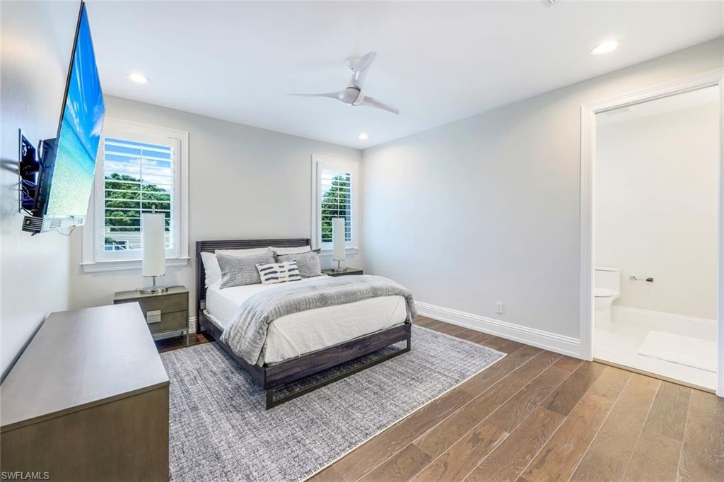 569 Neapolitan Way Naples, FL 34103 - Photo 20 of 50