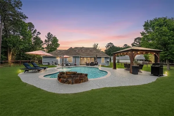 $374,500 | 10500 Fawn Mist Court, Conroe, TX 77303